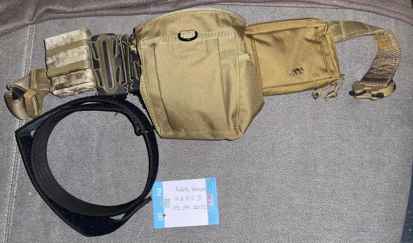 Diverse Pouches Coyote/Tan (Preis bezieht sich auf alle Pouches zusammen)