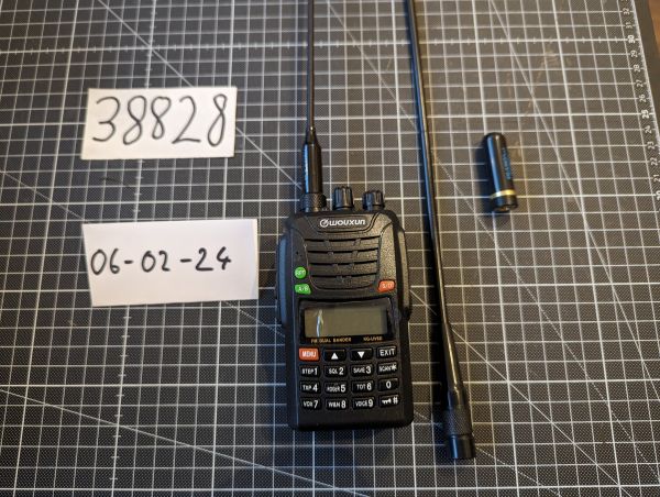 Maas / Wouxun KG-UV6D Dualband Funkgerät