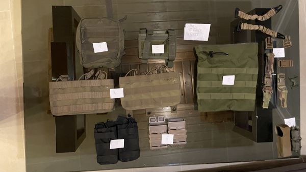 Verschiedene Pouches