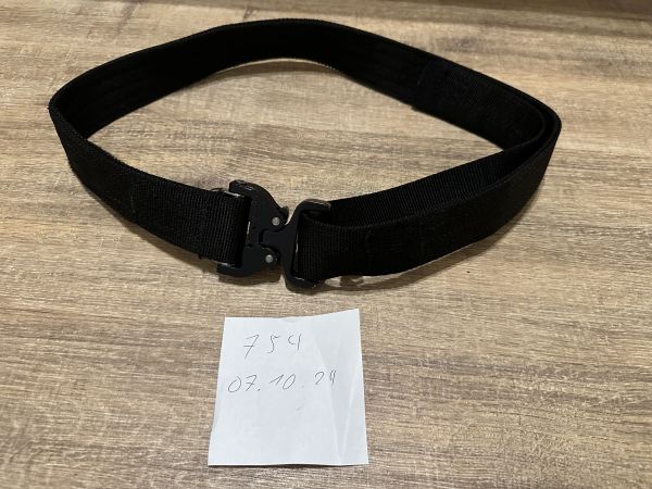 1.75 COBRA BELT Schwarz L