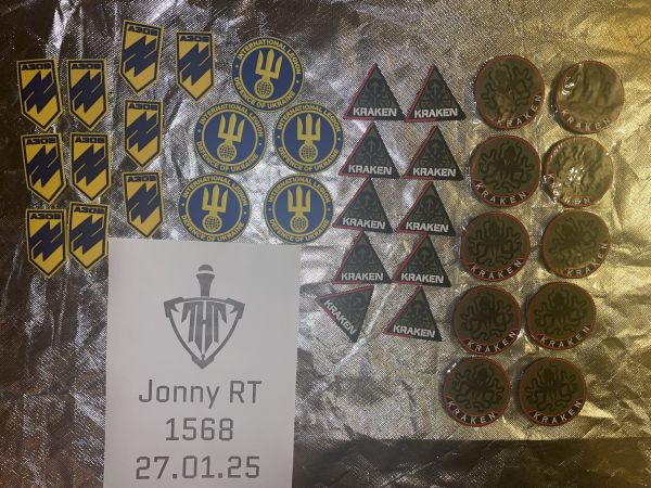 Diverse Ukraine Azov & Kraken Klett Aufnäher