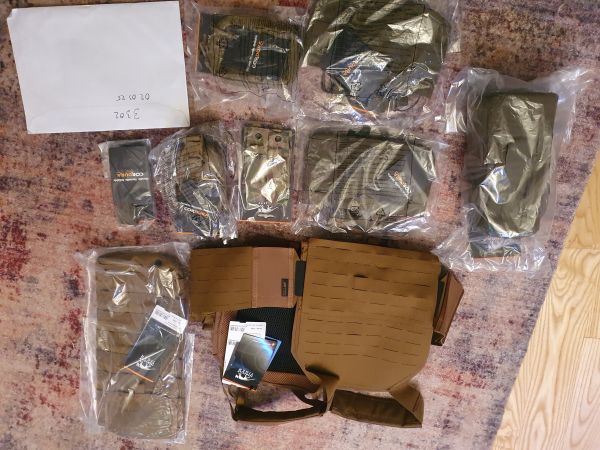 TASMANIAN TIGER TT Plate Carrier LC mit diversen Pouches