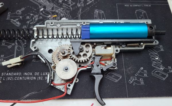 AEG M4 MP5 Gearbox V2 + MOSFET