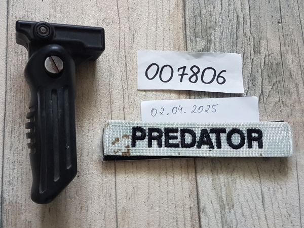 Frontgriff abklappbar