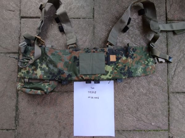 Lindnerhof chest rig mit 2x magazin taschen und Zentauron Reißverschlusstasche Medium