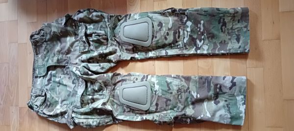 Komplette Multicam Bekleidung