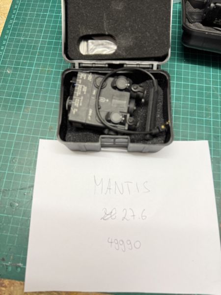 DBAL-1 Licht Box ohne Funktion ausgegossen. 