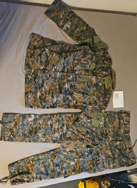 Jacke wie Hose in Digital Camo | Large - Regular | Set