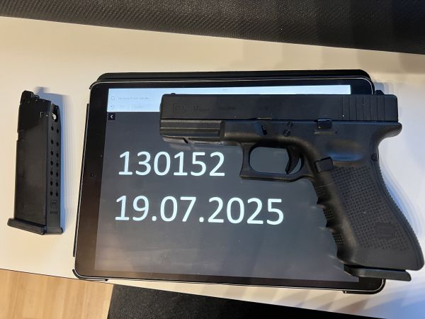 Glock 17 Gen4 VFC/Umarex mit extra Magazin