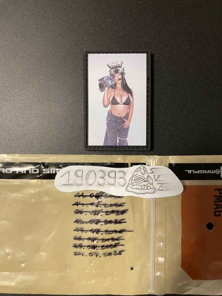 AOTD „Angela White Nod Mami“ PVC Patch Afraid of the Dark FOG