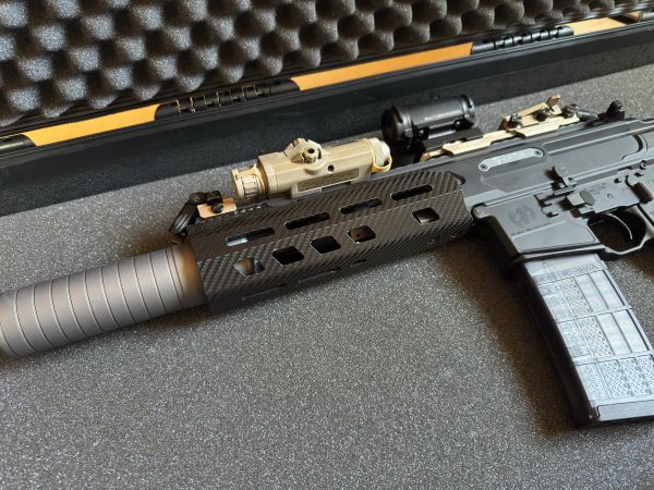 MCX LVAW Carbon Style Handguard