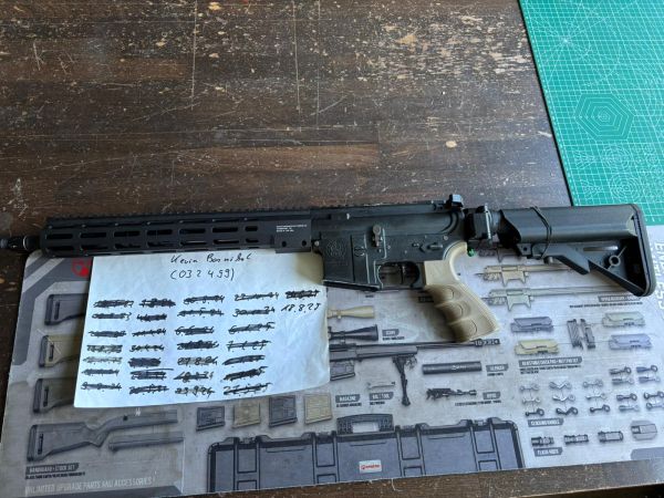 King Arms S&W M&P15 M4 Custom.