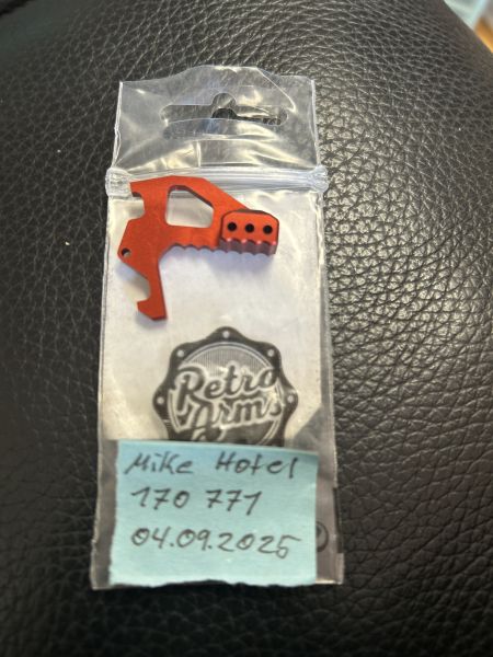 Retro Arms Charging Handle M4 rot 