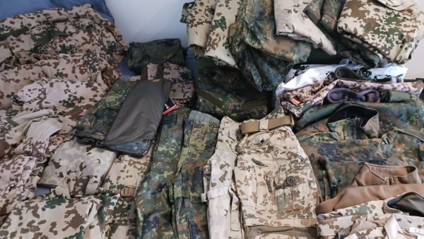 Flecktarn Bekleidungskonvult Scharrer Leo Köhler Lindnerhof UF Pro Wattana Hexonia
