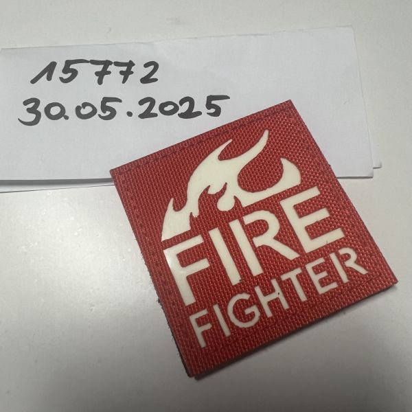 Lasercut Klett Patch Fire Fighter rot-nightglow 5x5 cm
