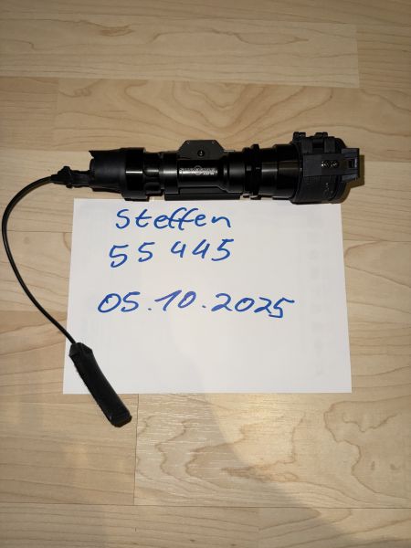 SUREFIRE M951 NACHBAU DUMMY CLONE LAMPE TAKTISCH MK18 Mod 0 inkl. M93 QD MOUNT inkl. Markings