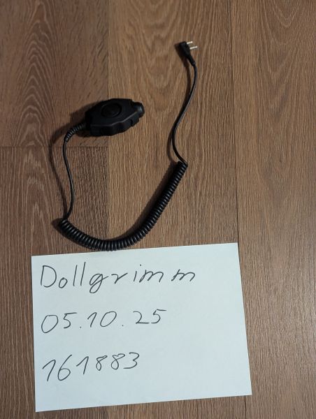 Comhead Tactical PTT für Midland & ICOM Funkgeräte, gewinkelter L-Stecker, IP67 / NATO 