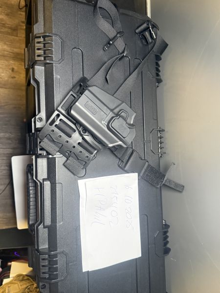 Reapo Universal Holster + Bein Drop Leg Plattform Holster