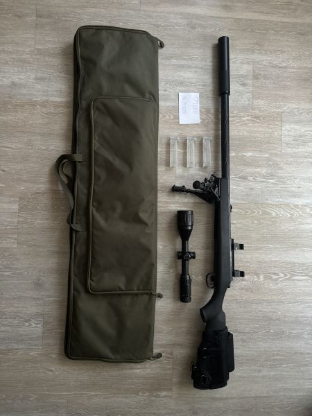 Novritsch SSG 10 A1 + Zielfernrohr + Killflash + Tuning + Schalldämpfer + Zweibein + Magazine + Tasche + Polster und Schlinge