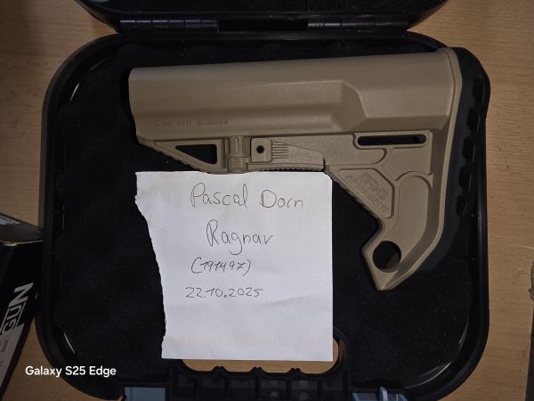 G&G GOS-V4 Ausziehschaft (f. M4 Stock Tube) Tan / schwarz