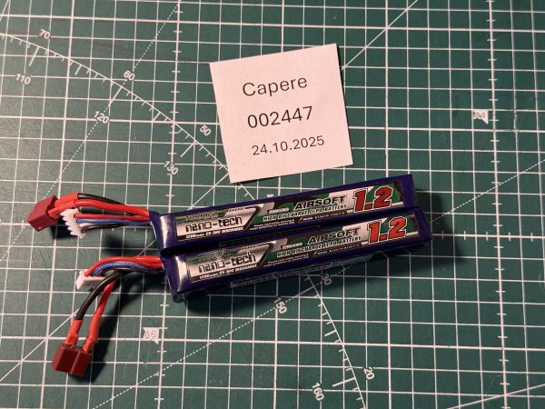 [V] 2x Turnigy Nano-Tech 1200mAh 7.4V 25-50c LiPo Akkus