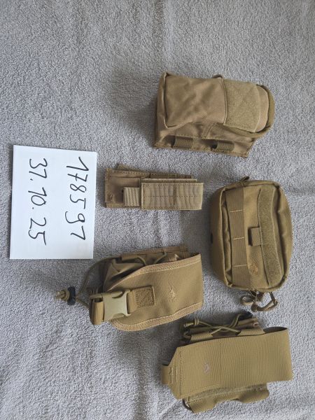 Tasmania Tiger usw Coyote Pouches  Neuwertig 