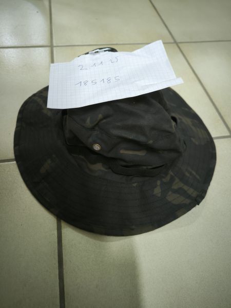 Anglerhut, schwarz Camo