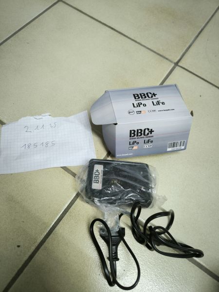 Begadi Balance Charger