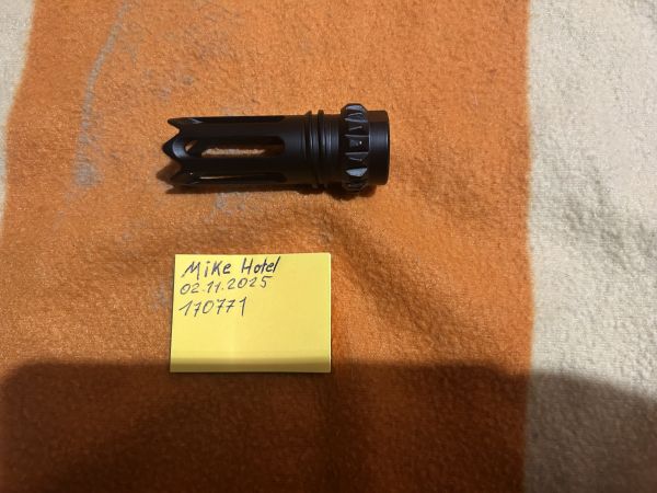 SCAR FlashHider schwarz