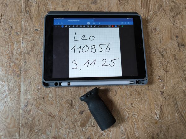 Magpul style front griff 