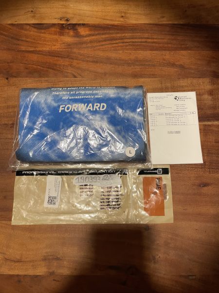 Forward Observations Group Earth Heavy Weight Tee L / XL