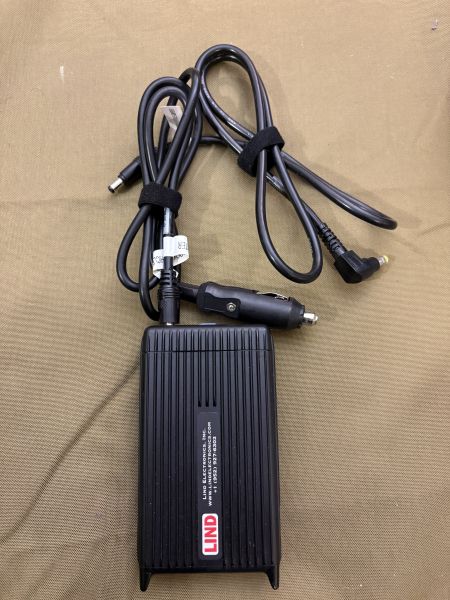 Lind Panasonic Toughbook KFZ Ladegerät (Thales Harris PRC 148 152)