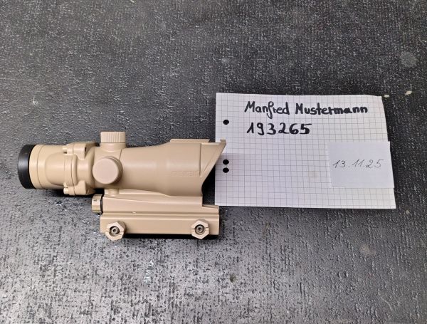 ACOG Style Scope mit Vergrößerung Spike Systems 