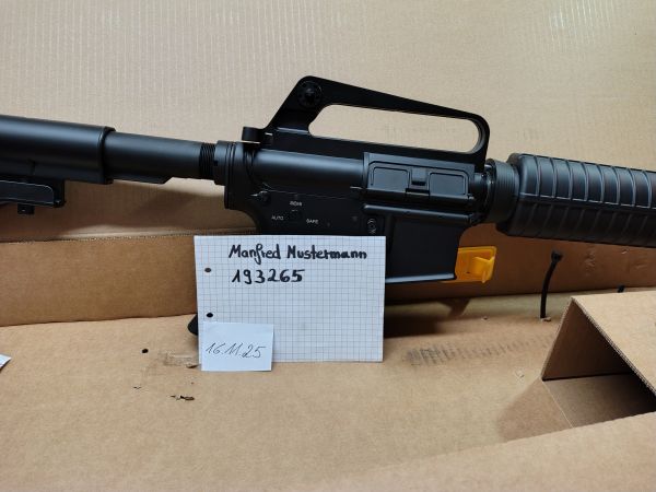 Double Bell XM177E2 Commando S-AEG Vollmetall 