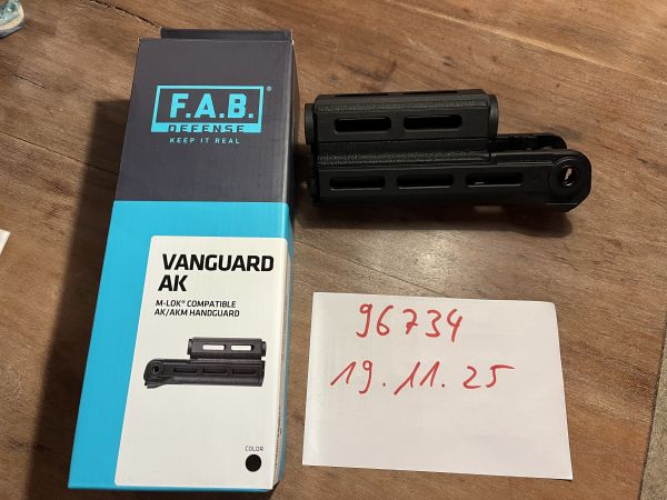 Vanguard AK M-LOK kompatibler AK / AKM 47 / 74 Handschutz