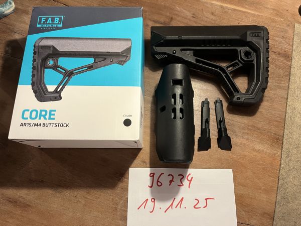 FAB Defense - GL-CORE Stock AR-15 + Einstellbare Wangenauflage