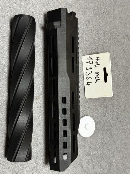 Scorpion Evo carbine handguard mit Schalli