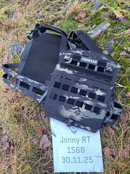 Crye Precision AirLite SPC – Swimmer Cut Plate Carrier (Replica, Black Multicam, neuwertig) + gratis FOG PVC Patch