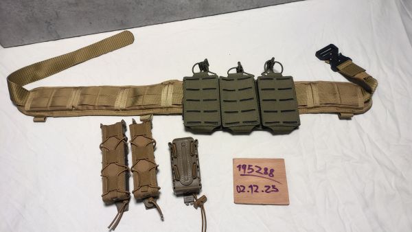 Mag-pouches + Battlebelt