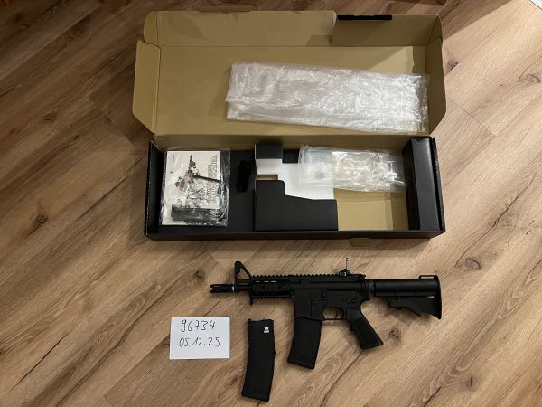 VFC Olympic Arms AR-15 V3 GBB + 2 Magazine