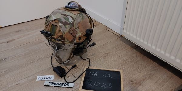 FAST Helm mit aktiv Gehörschutz und Ptt Taste