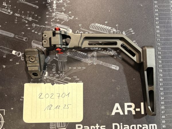 Orginal MTW Stock Adapter und CTM Tactical TwinFold Stock 6.7inch