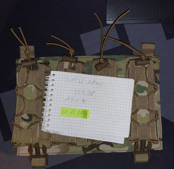 8FIELDS Buckle Up Speed Quad MP5/SMG/UTR45 Magazin Pouch - MC