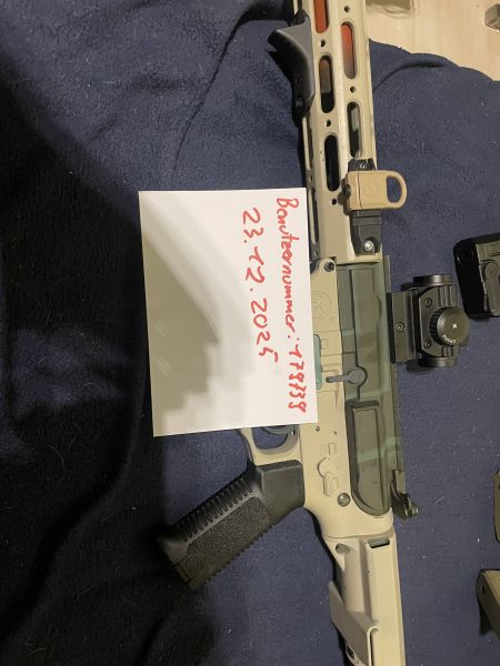 Ares Amoeba M4 AM-013 EFC-System S-AEG