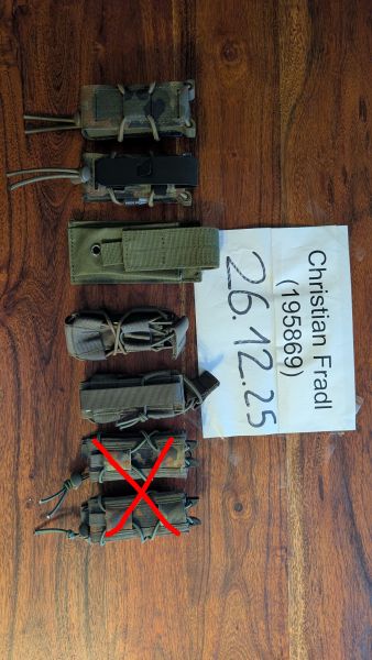 Pistolen Magazintaschen