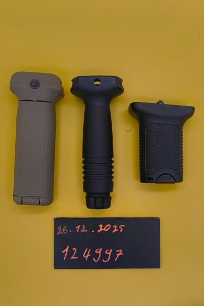 2x Picatinny Griffe 1x Mlok Griff