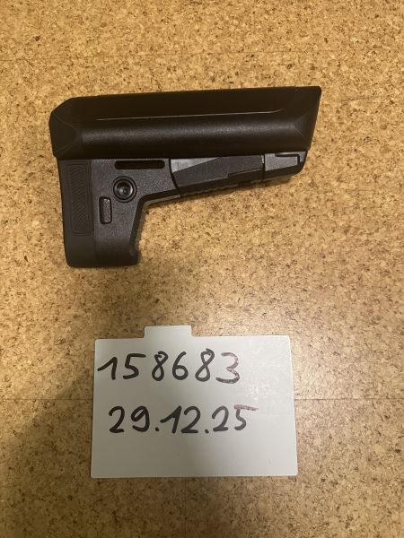 Krytac Schulterstützte