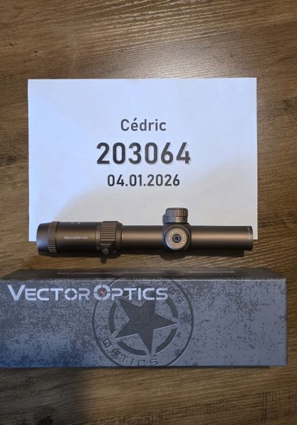Vector Optics SCOC-32 Forester 1-5x24 GenII Coyote FDE