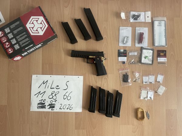 AW Customs Hi-Capa 5.1 HX2002, mit Zubehör
