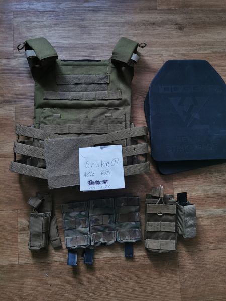 Flyye JPC Plattenträge tan/mjk + SAPI Einlagen 